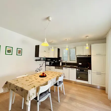Elvira Apartmán *