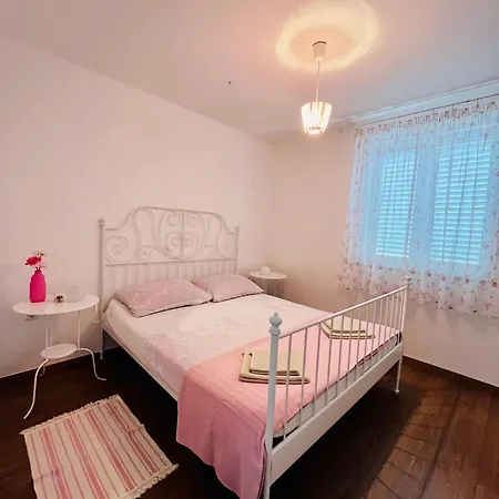 Apartmán Elvira *