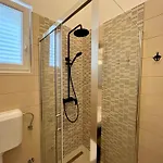Elvira Appartement *