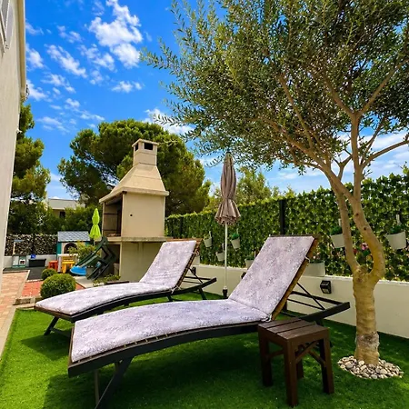Appartement Elvira *